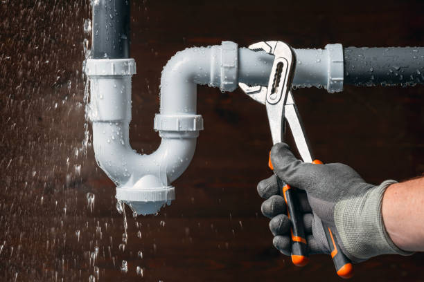 Professional Plumbing technician working in Braddock Heights, MD